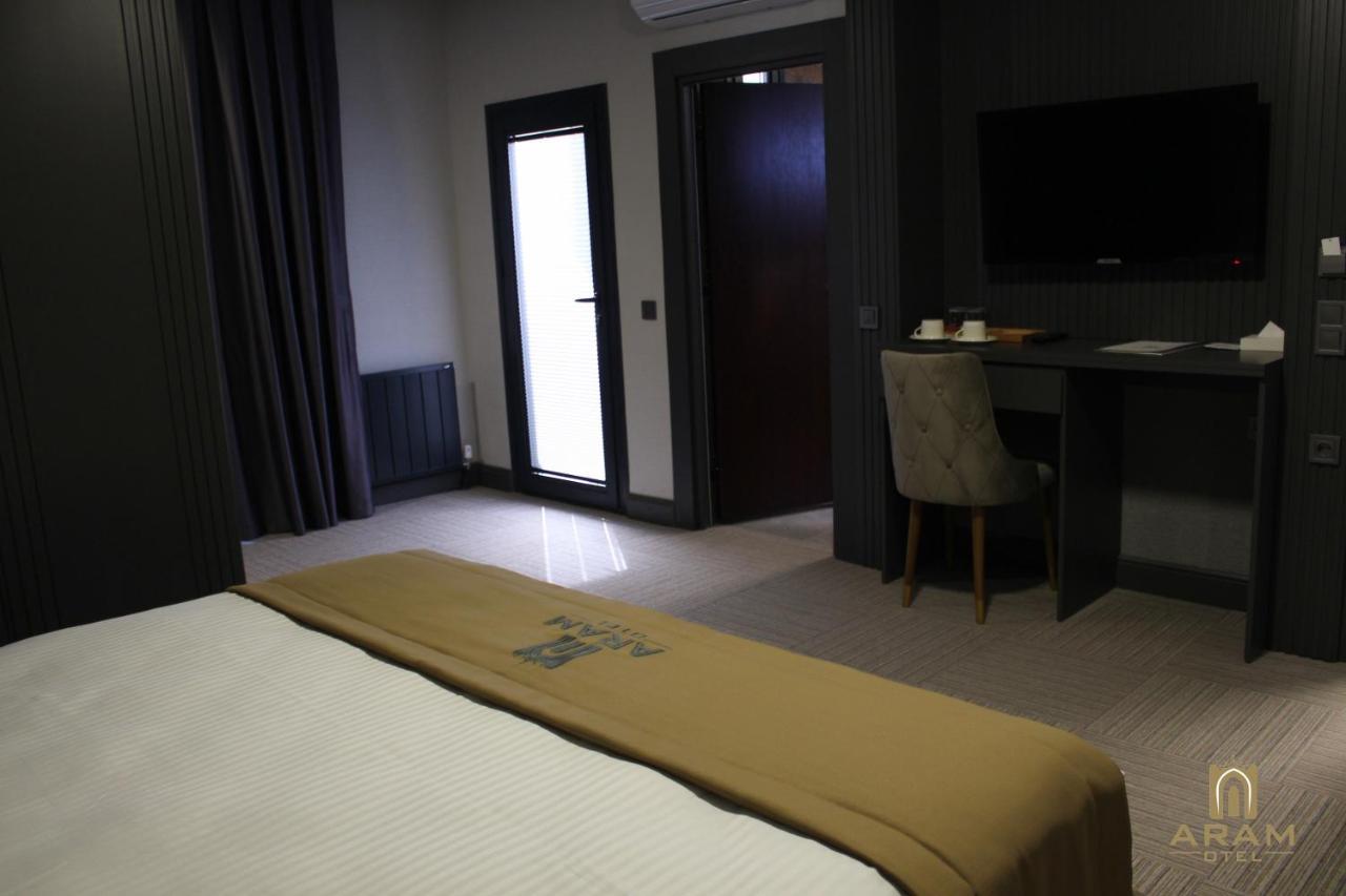 Aram Otel Business & Luxury Истанбул Екстериор снимка
