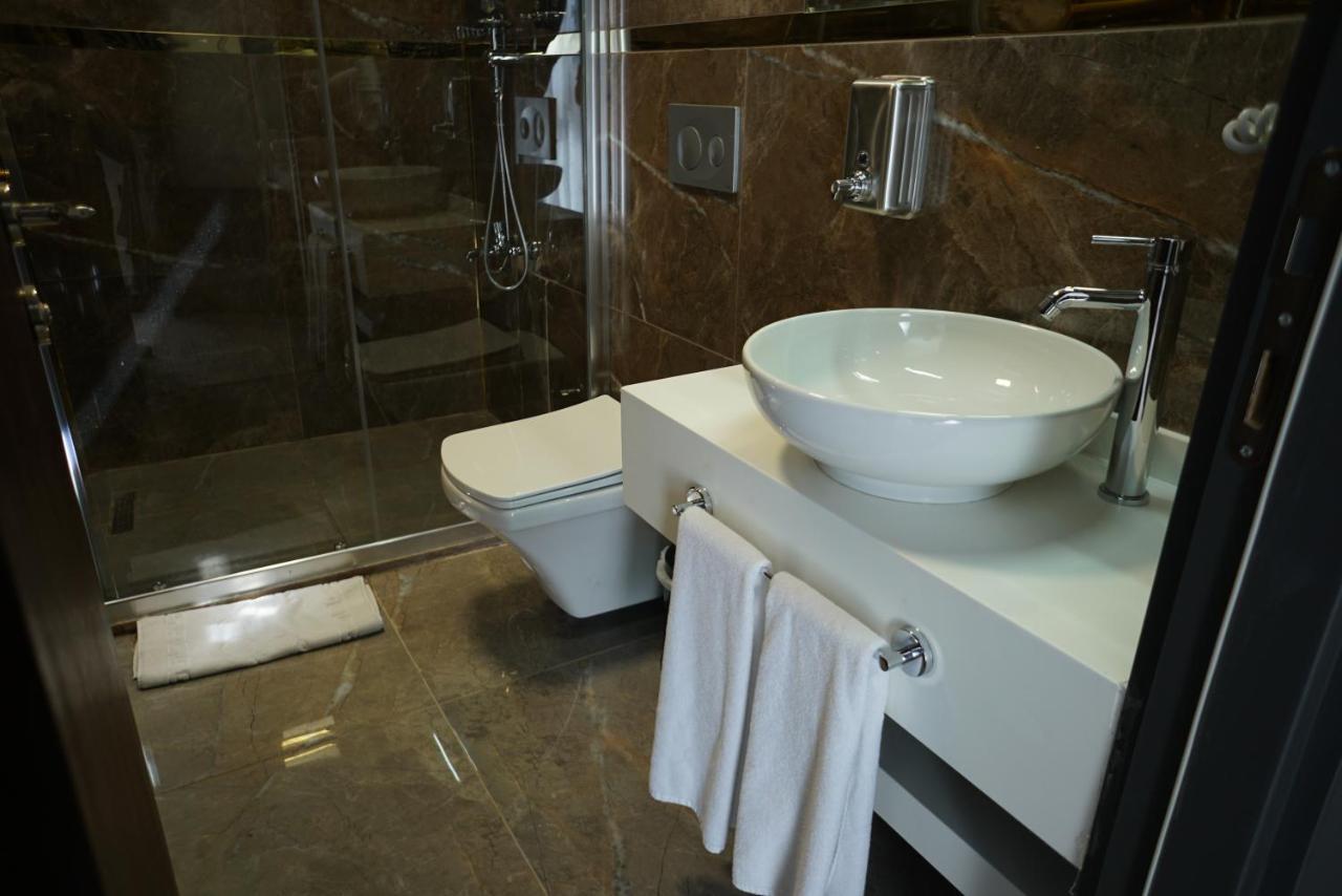 Aram Otel Business & Luxury Истанбул Екстериор снимка